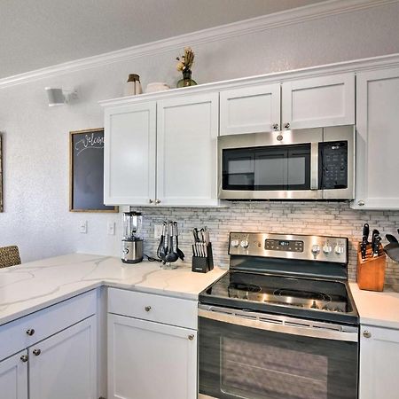 Coastal Surfside Beach House Walk To The Ocean! Exterior photo